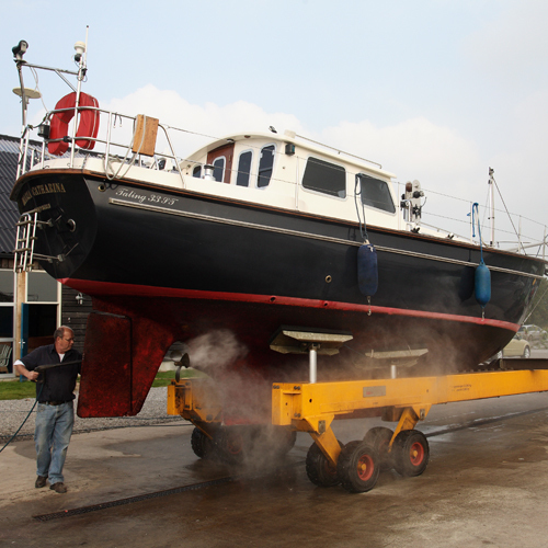 Bootstalling, Helling en Onderhoud